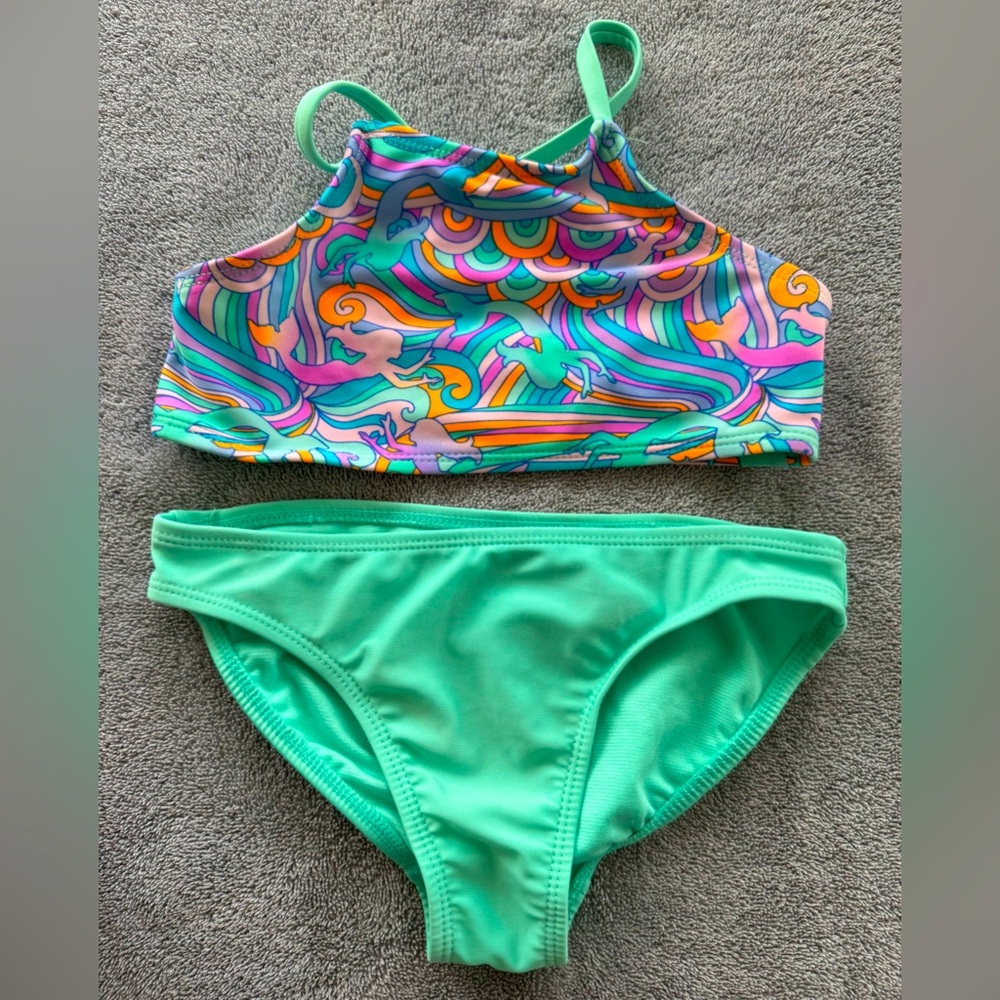 NWOT. Girls 2-piece bathing suit. Size 6-6X